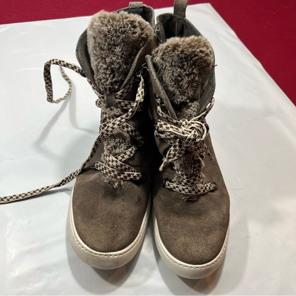 Rockport Cobb Hill GRAY SUEDE Elysse Alpine Zip ANKLE BOOTS 7.5M CH6803 womens - Picture 8 of 14